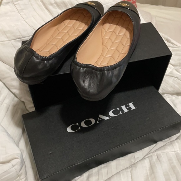 COPY - Authentic COACH Ballet shoes - Picture 2 of 8